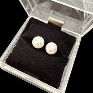 ✨S925 Freshwater White Pearl Stud Earrings